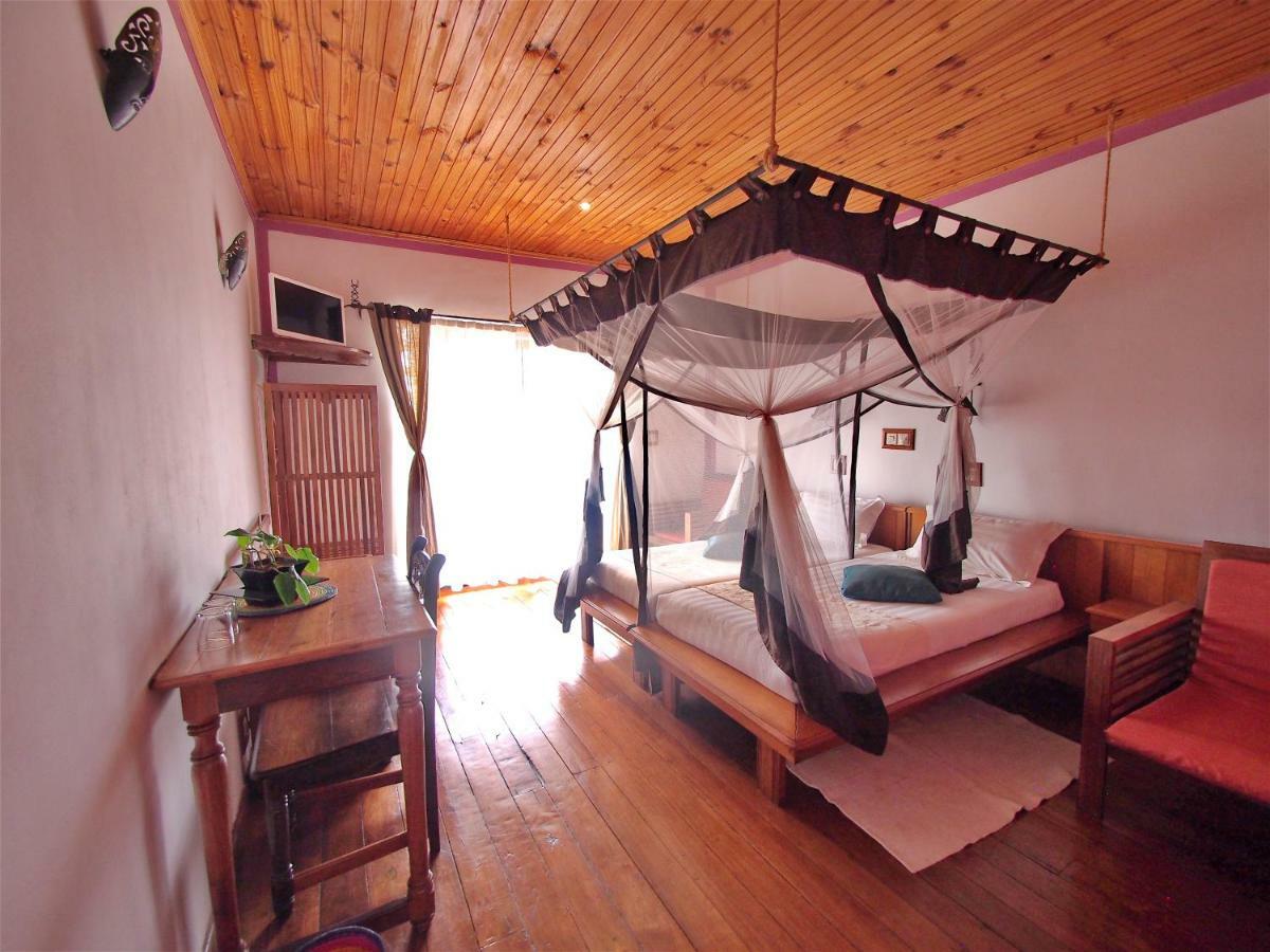 Island Continent Hotel Ivato  外观 照片
